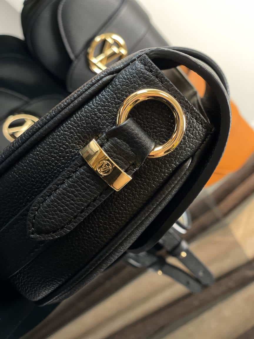 Louis Vuitton Lv Pont 9 Soft Pm - LHB465 - 4