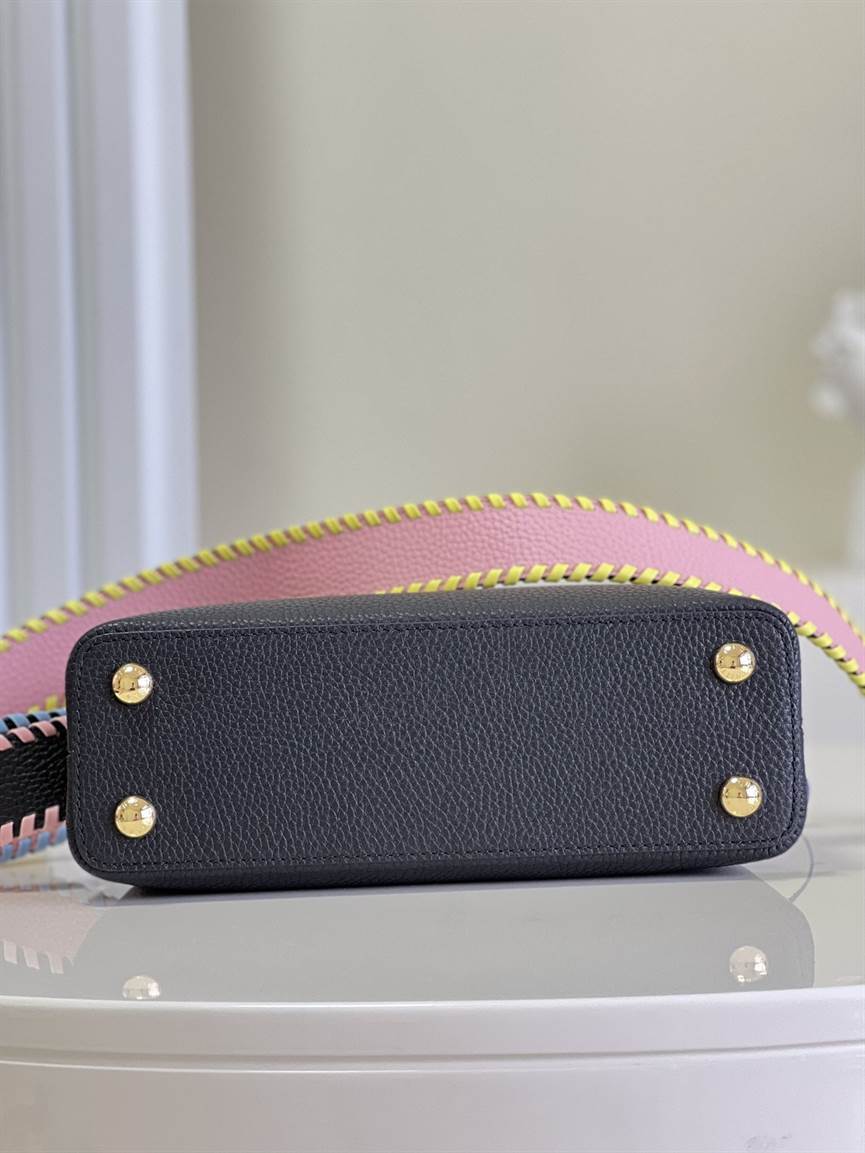 Louis Vuitton Capucines MM Bag - LHB515 - 5