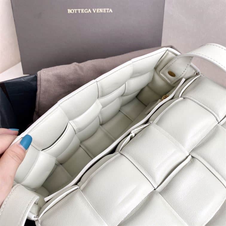 Bottega Veneta Women's Padded Cassette in Chalk - PBV11 - 4
