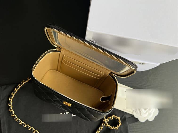 CNL Crossbody Bag - CHB134 - 5
