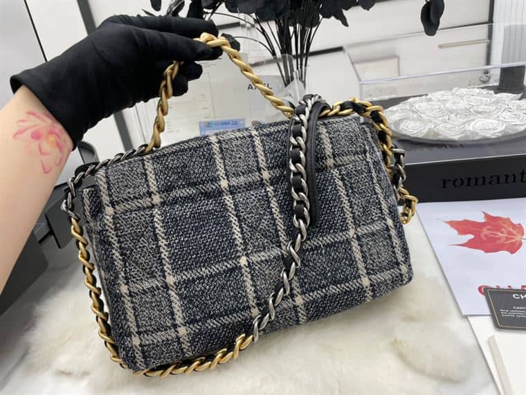 CNL Crossbody Bag - CHB150 - 2