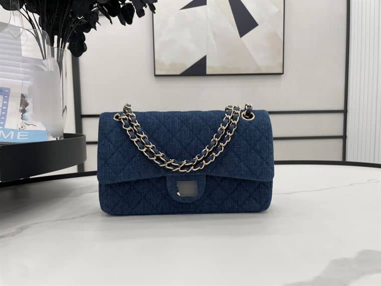 CNL Crossbody Bag - CHB153 - 1