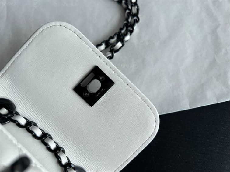 CNL Crossbody Bag - CHB182 - 5