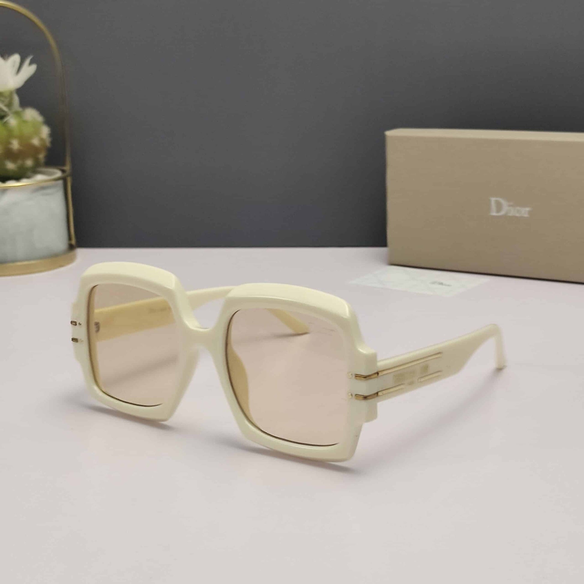 Dior Sunglasses - DG004