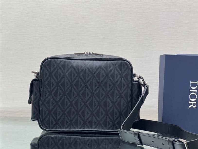 Dior Hit The Road Messenger Pouch - DMB24 - 2