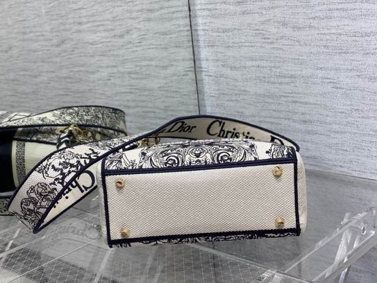 Dior Medium Lady D-Lite Bags - DHB62 - 4