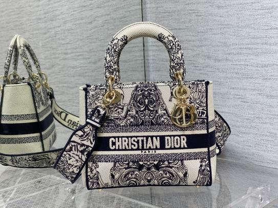 Dior Medium Lady D-Lite Bags - DHB62 - 2
