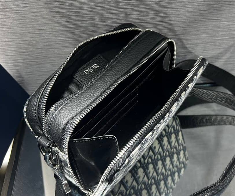 Dior Pouch With Strap- DMB09 - 5