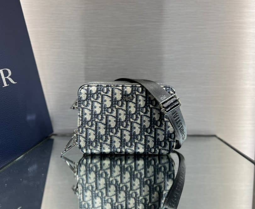Dior Pouch With Strap- DMB09 - 2