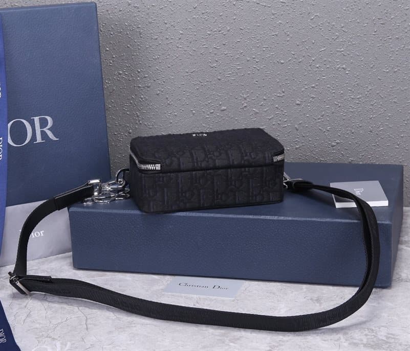 Dior Pouch With Strap- DMB19 - 5