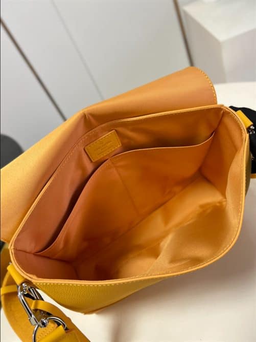 LOUIS VUITTON TAKEOFF MESSENGER - LMB345 - 5