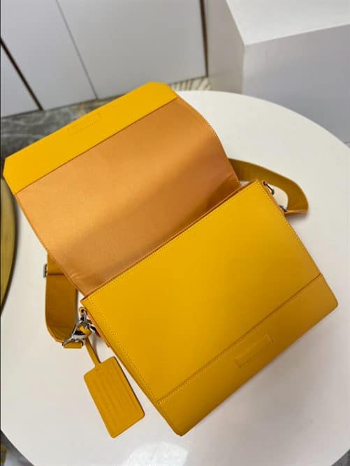 LOUIS VUITTON TAKEOFF MESSENGER - LMB345 - 7