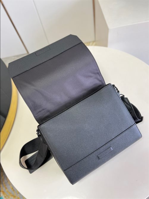 LOUIS VUITTON TAKEOFF MESSENGER - LMB346 - 4