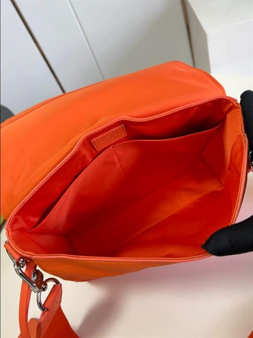 LOUIS VUITTON TAKEOFF MESSENGER - LMB348 - 5
