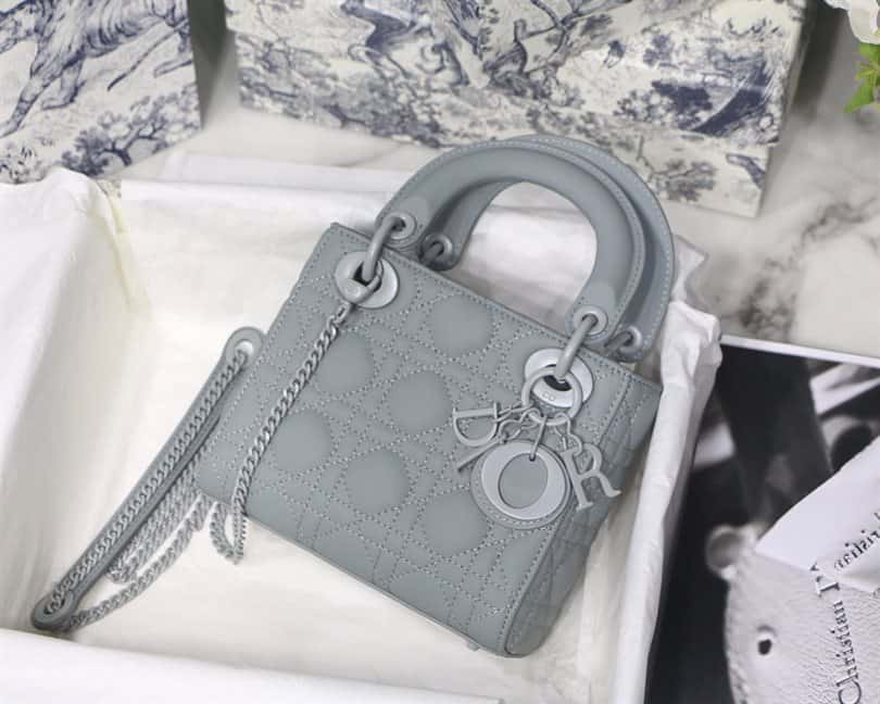 Lady Dior handbag - DHB08 - 1