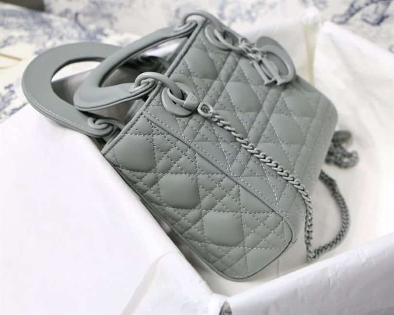 Lady Dior handbag - DHB08 - 7