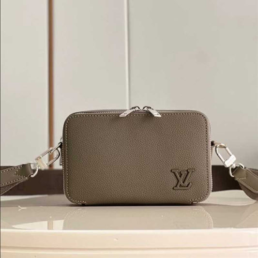 Louis Vuitton Alpha Wearable Wallet - LMB356 - 1