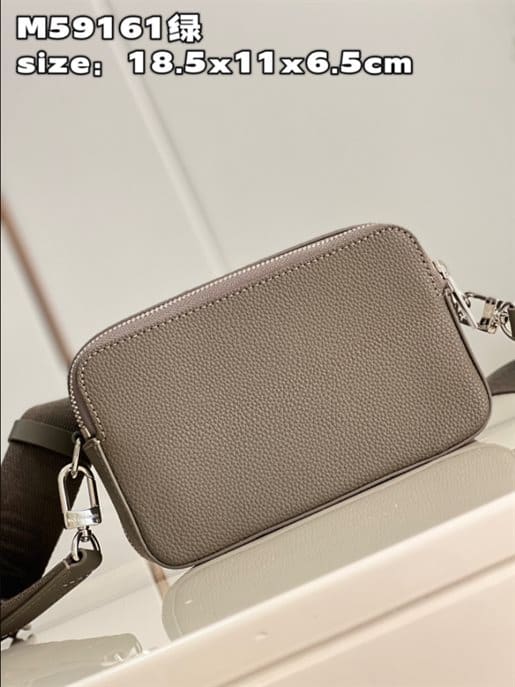 Louis Vuitton Alpha Wearable Wallet - LMB356 - 3