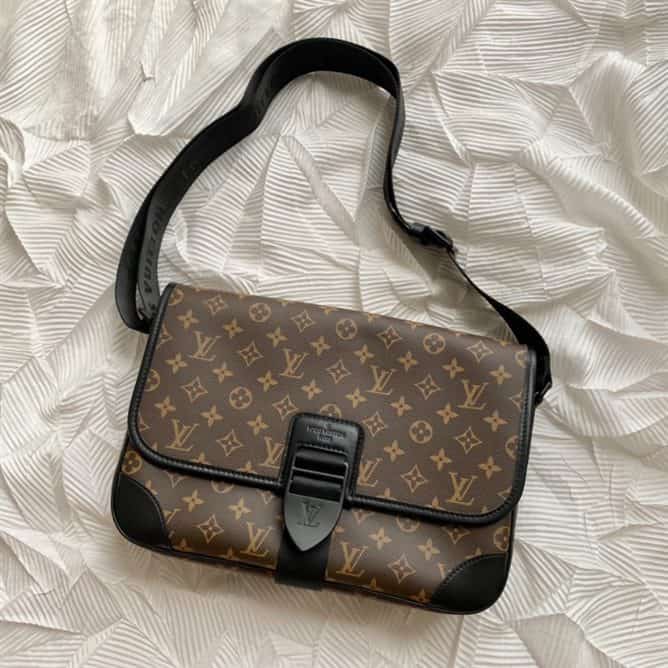 Louis Vuitton Archy Messenger bag - LMB353 - 1