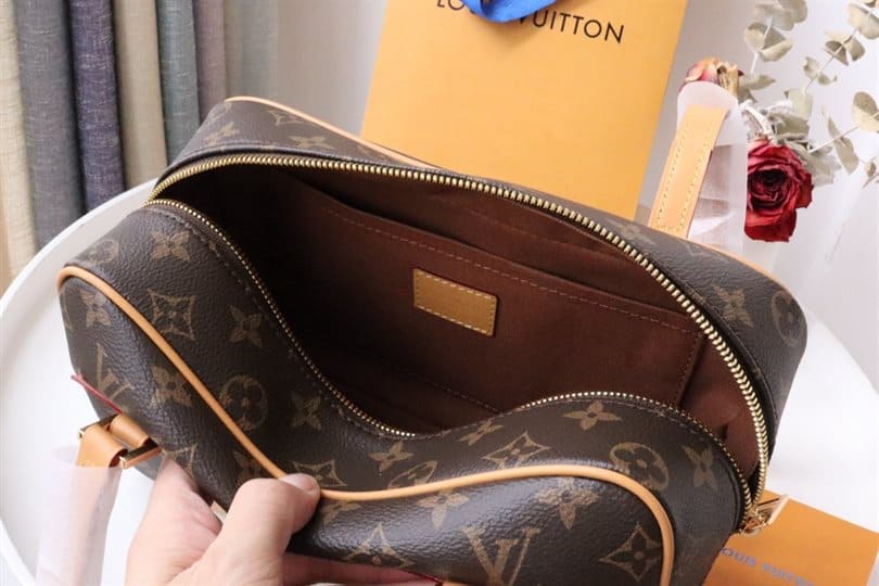 Louis Vuitton Cité handbag - LHB702 - 6