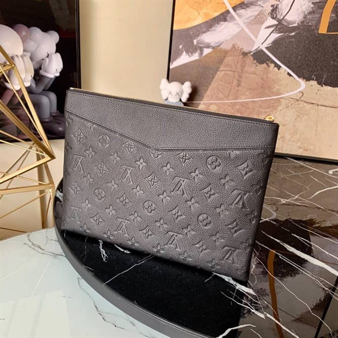 Louis Vuitton Discovery Pochette - LP71 - 2