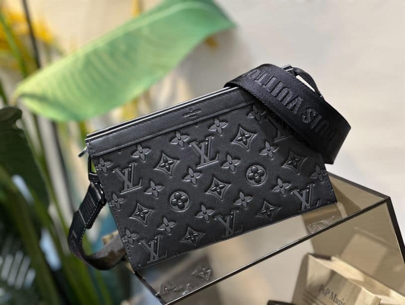 Louis Vuitton Gaston Wearable Wallet - LP66 - 2