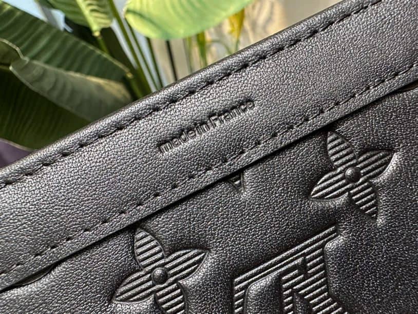Louis Vuitton Gaston Wearable Wallet - LP66 - 6