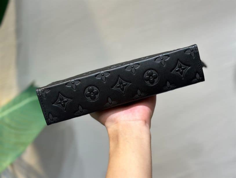 Louis Vuitton Gaston Wearable Wallet - LP66 - 7