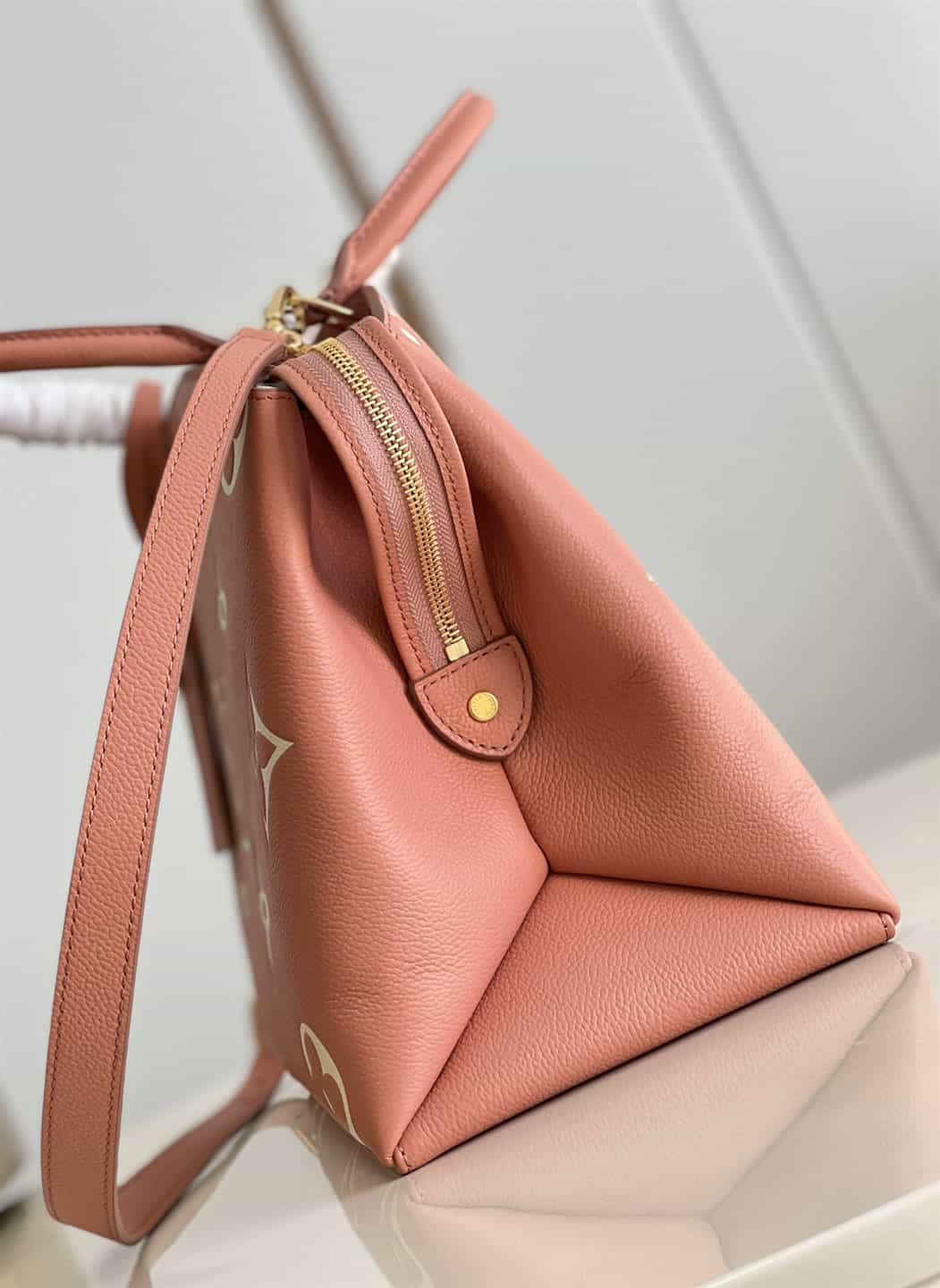 Louis Vuitton Grand Palais Bag - LHB705 - 4