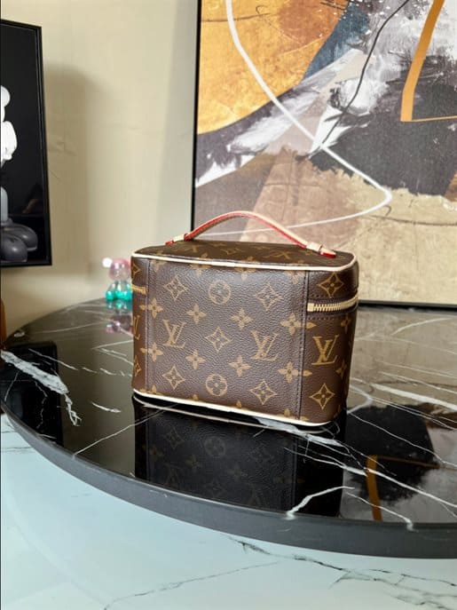 Louis Vuitton Handbag - LHB710 - 3