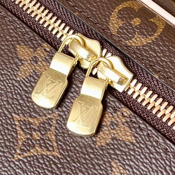 Louis Vuitton Handbag - LHB710 - 9