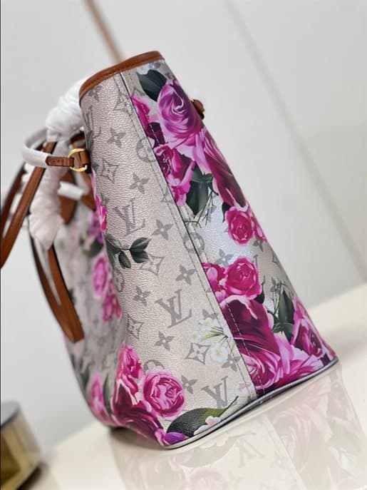 Louis Vuitton Neverfull MM Tote Bag - LTB559 - 4