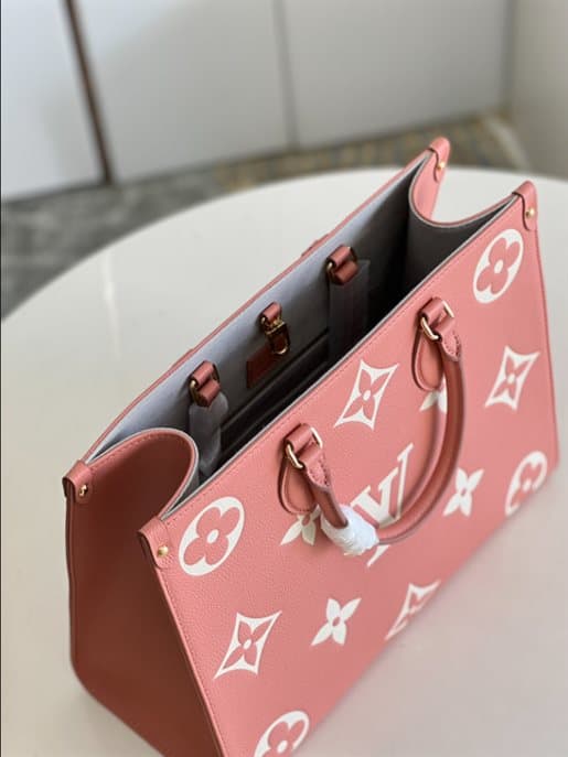 Louis Vuitton OnTheGo MM Tote Bag - LTB561 - 5