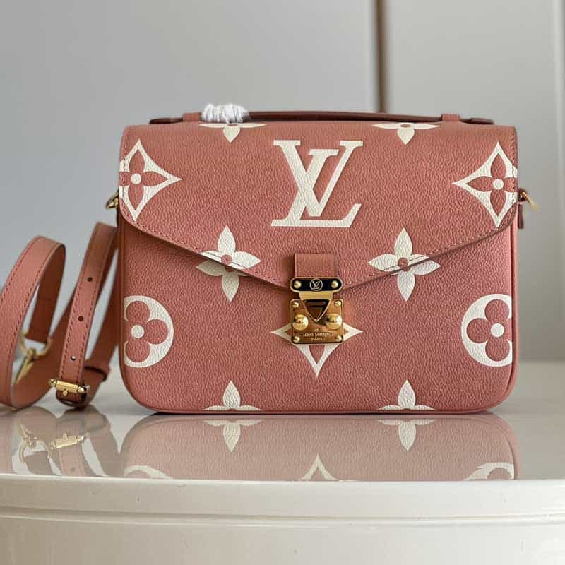 Louis Vuitton Pochette Métis Bag - LHB707 - 1