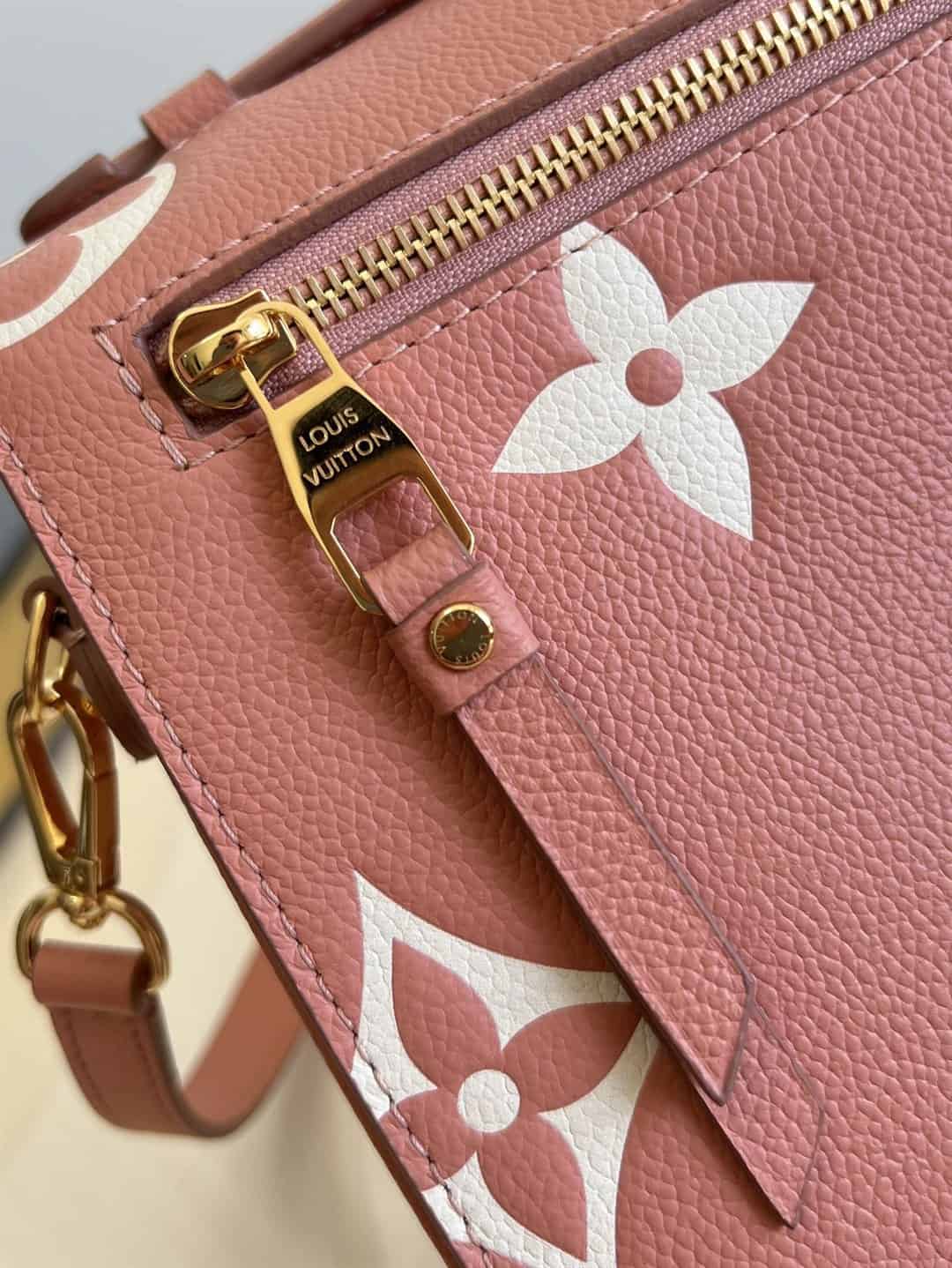 Louis Vuitton Pochette Métis Bag - LHB707 - 3