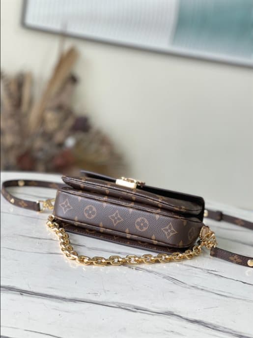 Louis Vuitton Pochette Métis East West bag - LHB703 - 4