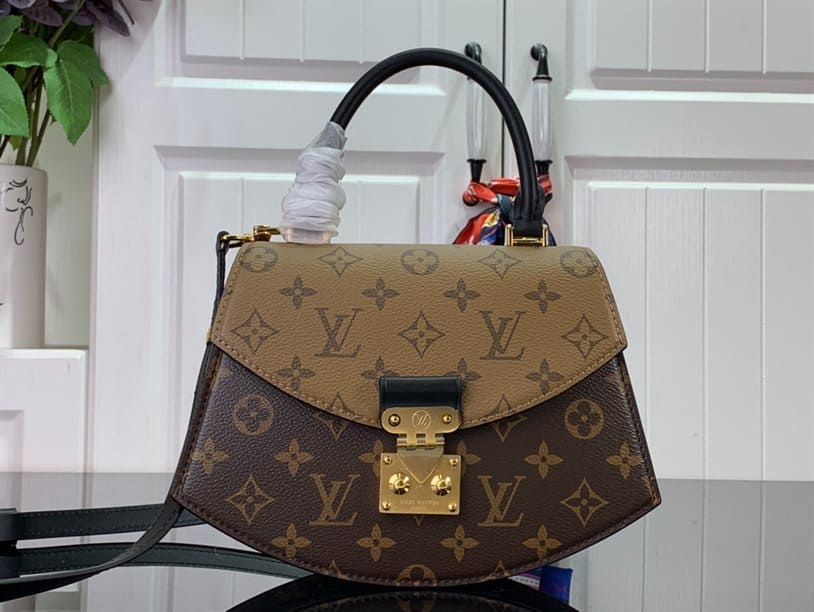Louis Vuitton Tilsitt Bag - LHB712 - 2
