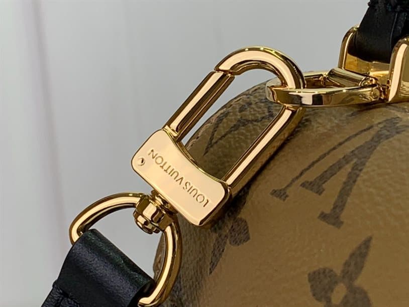 Louis Vuitton Tilsitt Bag - LHB712 - 7