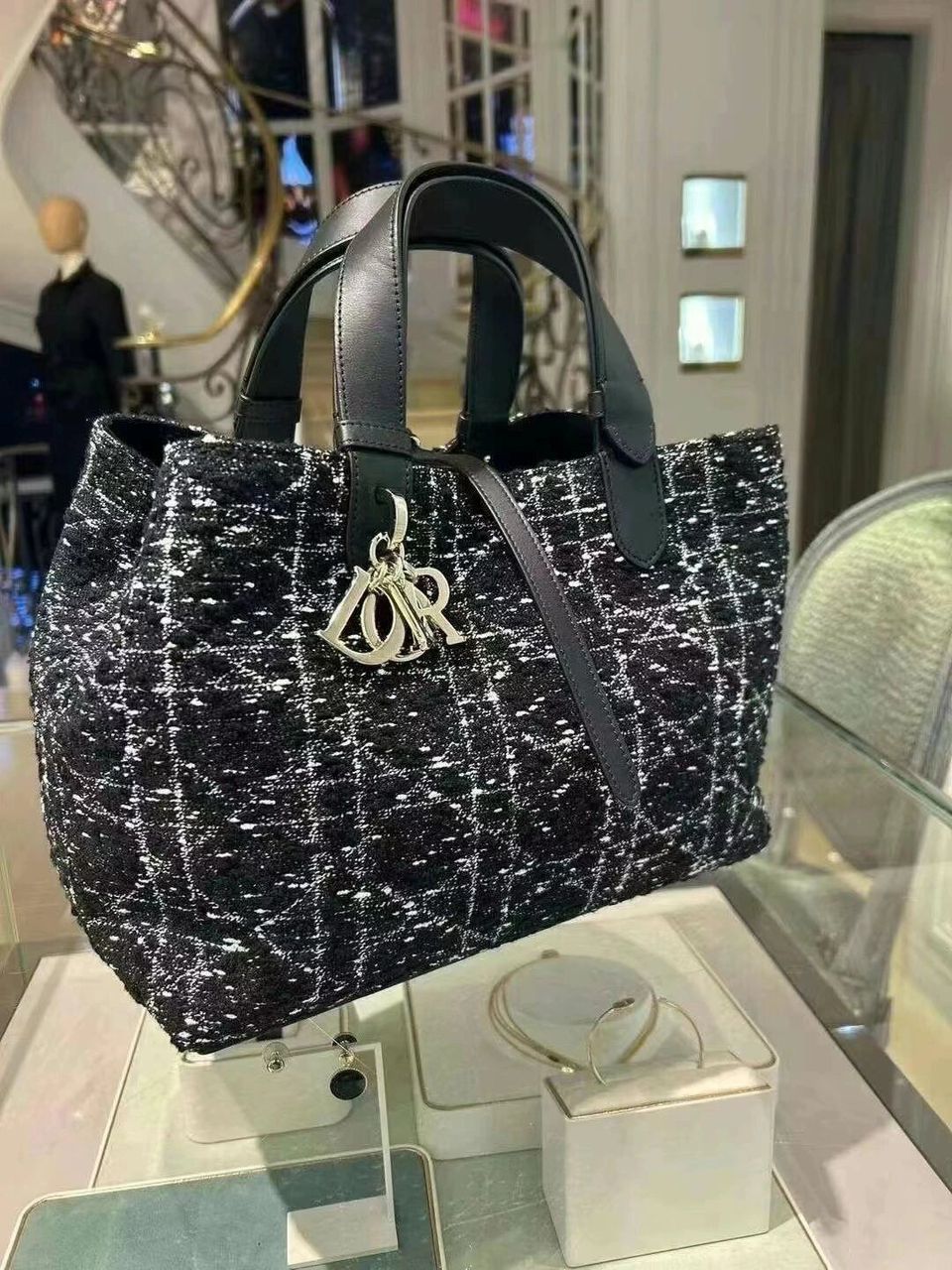 Medium Dior Toujours Bag - DTB10 - 2