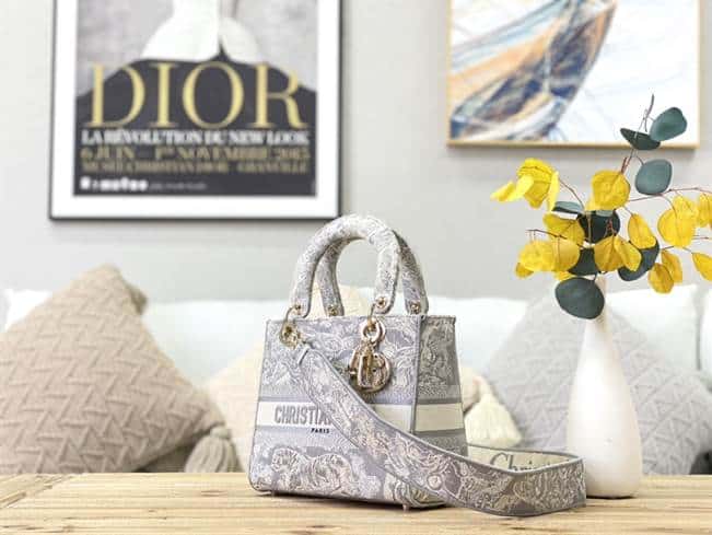 Medium Lady D-Lite Bag Gray Toile de Jouy Reverse Embroidery - DHB32 - 3