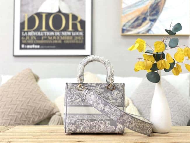 Medium Lady D-Lite Bag Gray Toile de Jouy Reverse Embroidery - DHB32 - 4