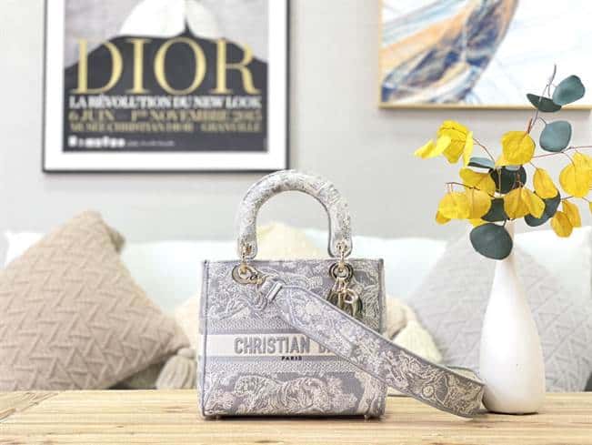 Medium Lady D-Lite Bag Gray Toile de Jouy Reverse Embroidery - DHB32 - 7