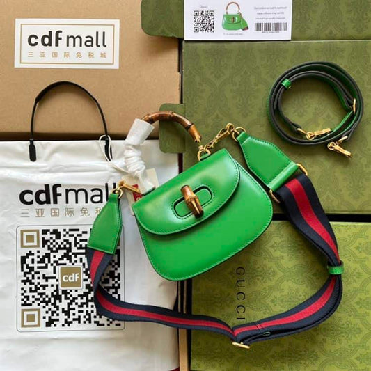Small top handle bag with Bamboo - GHB251 - 1
