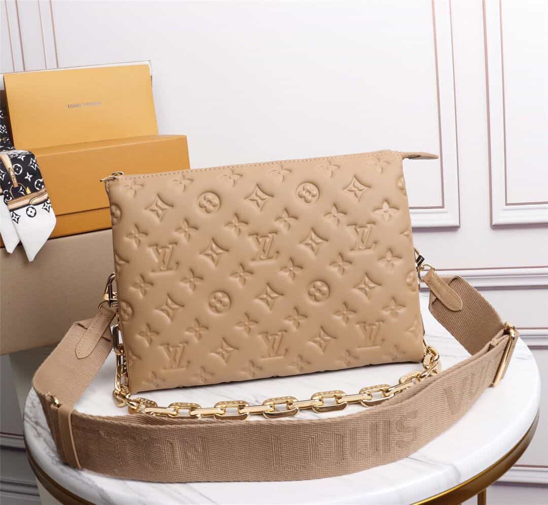 Louis Vuitton Coussin PM - LHB558 - 2