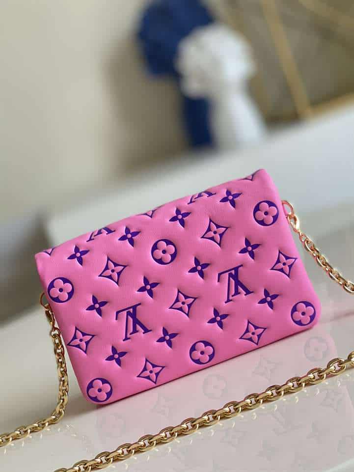 Louis Vuitton Pochette Coussin - LHB222 - 2