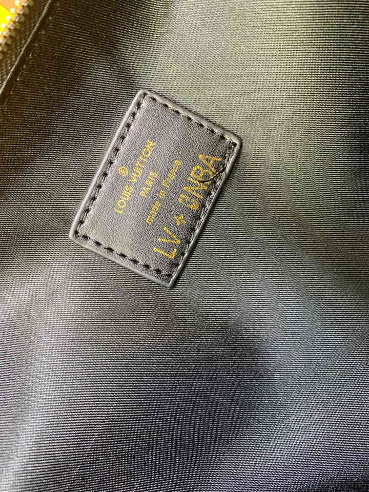 Louis Vuitton Logo Messenger And Shoulder Bag - LMB248 - 7