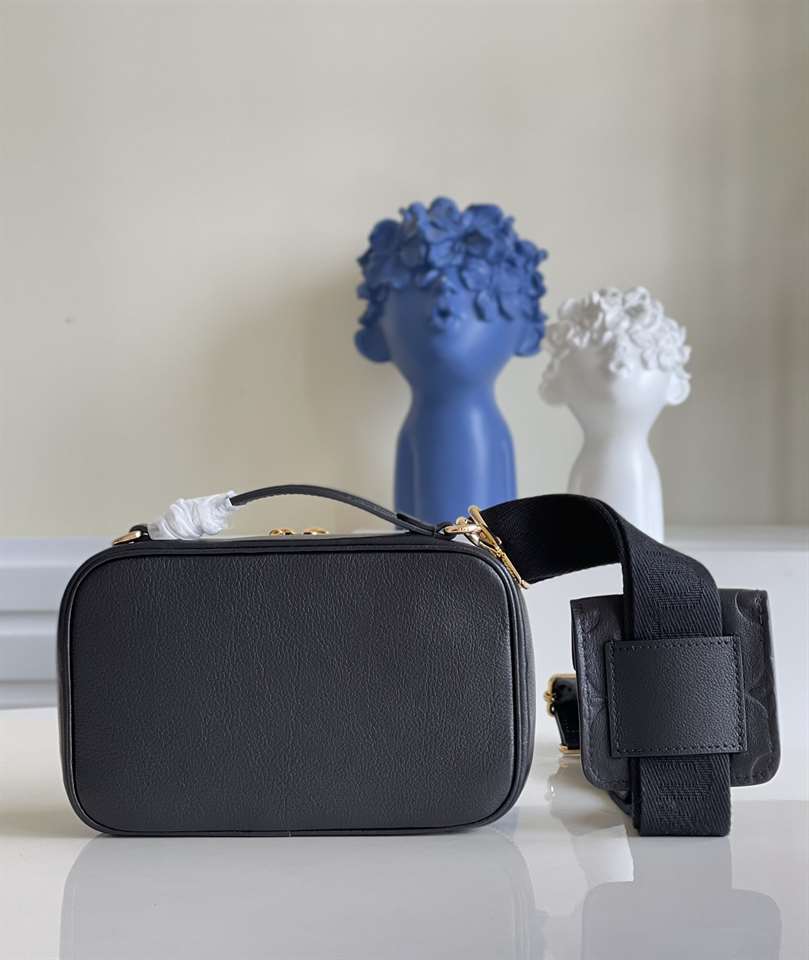 Louis Vuitton Utility Crossbody - LHB199 - 2