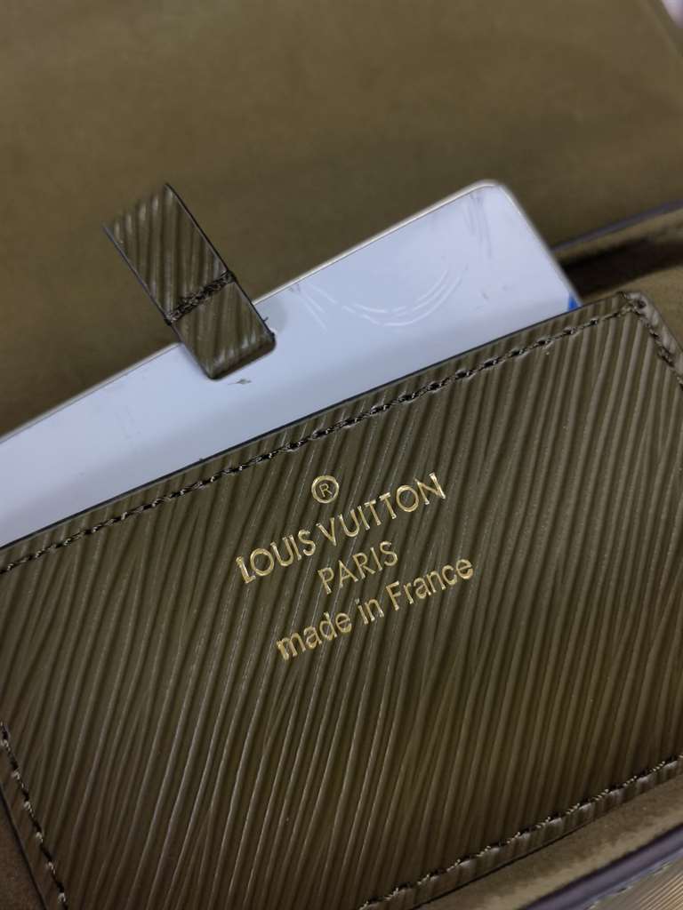 Louis Vuitton Twist MM handbag - LHB614 - 7