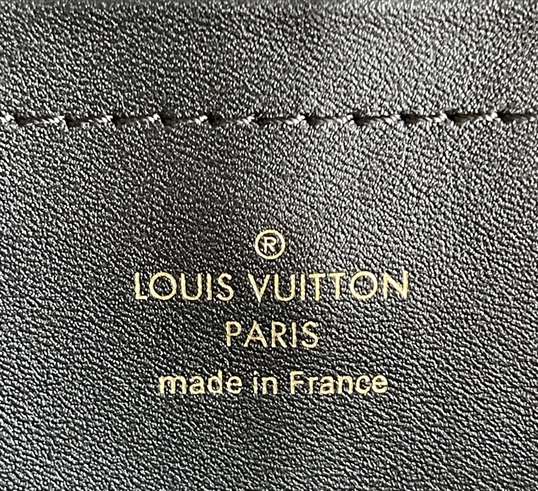 Louis Vuitton Utility Crossbody - LHB199 - 6