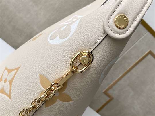 Louis Vuitton Marshmallow - LHB389 - 8